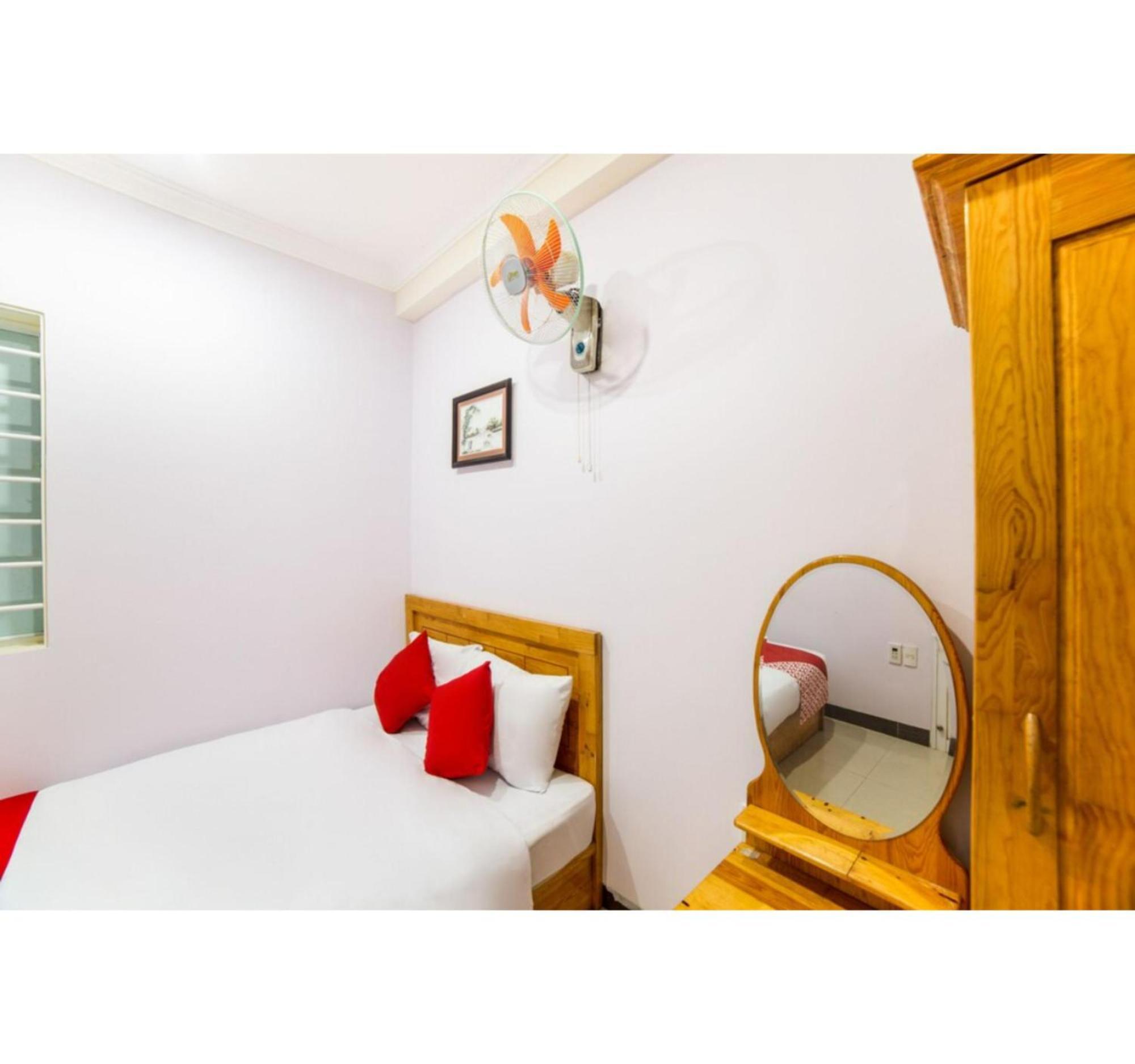 Oyo 553 Truong Giang Hotel Da Nang Bagian luar foto