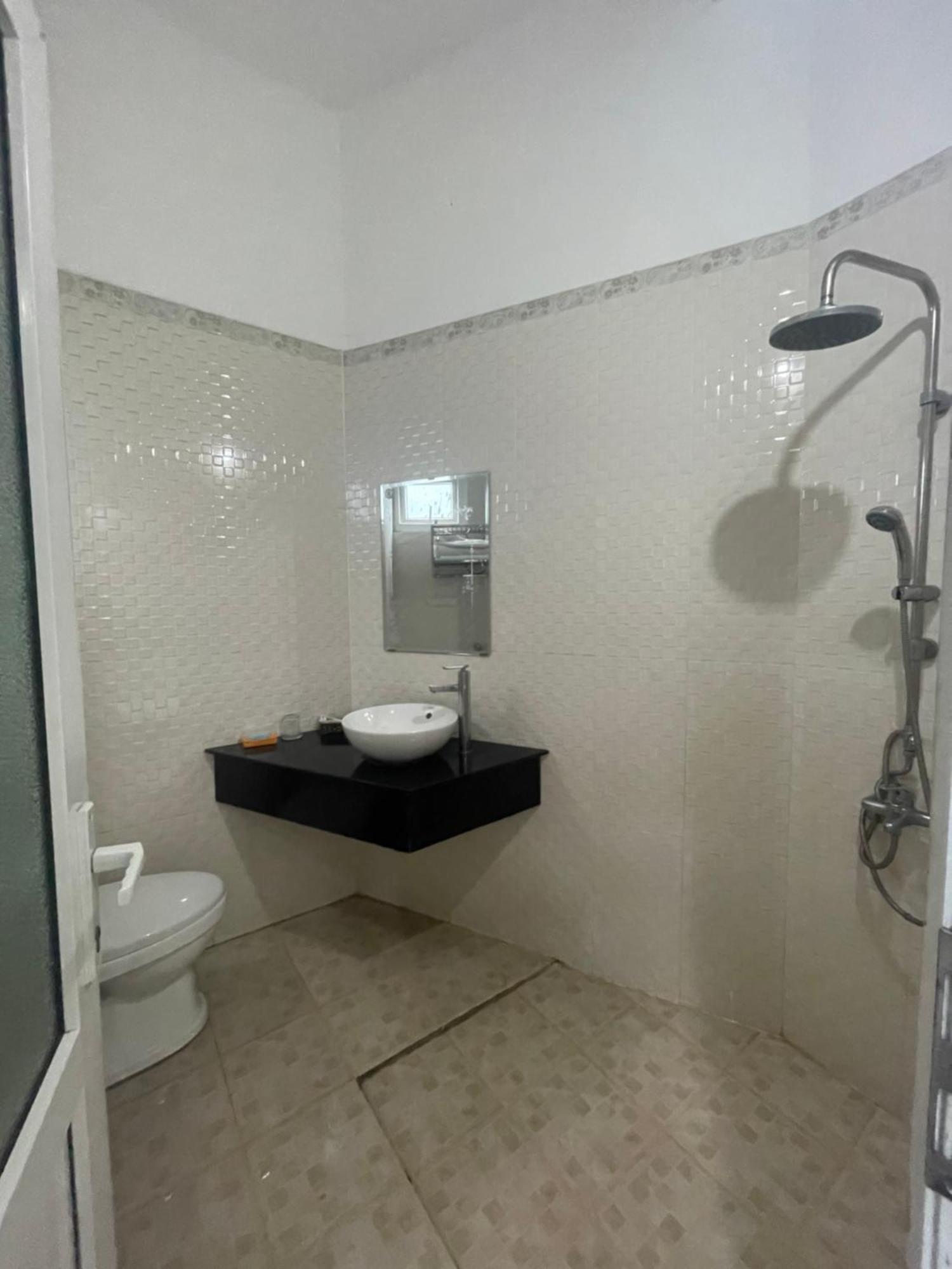 Oyo 553 Truong Giang Hotel Da Nang Bagian luar foto