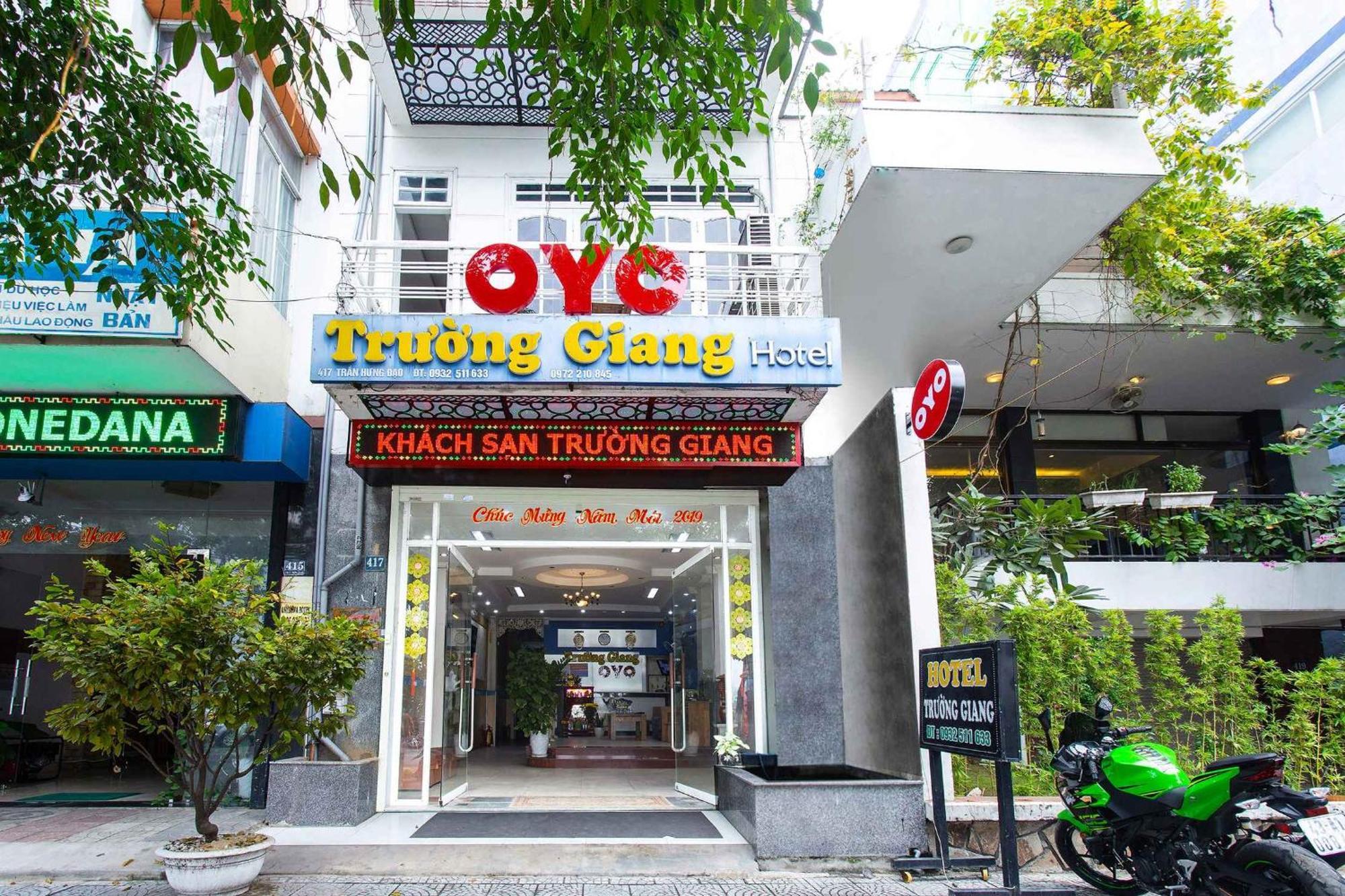 Oyo 553 Truong Giang Hotel Da Nang Bagian luar foto