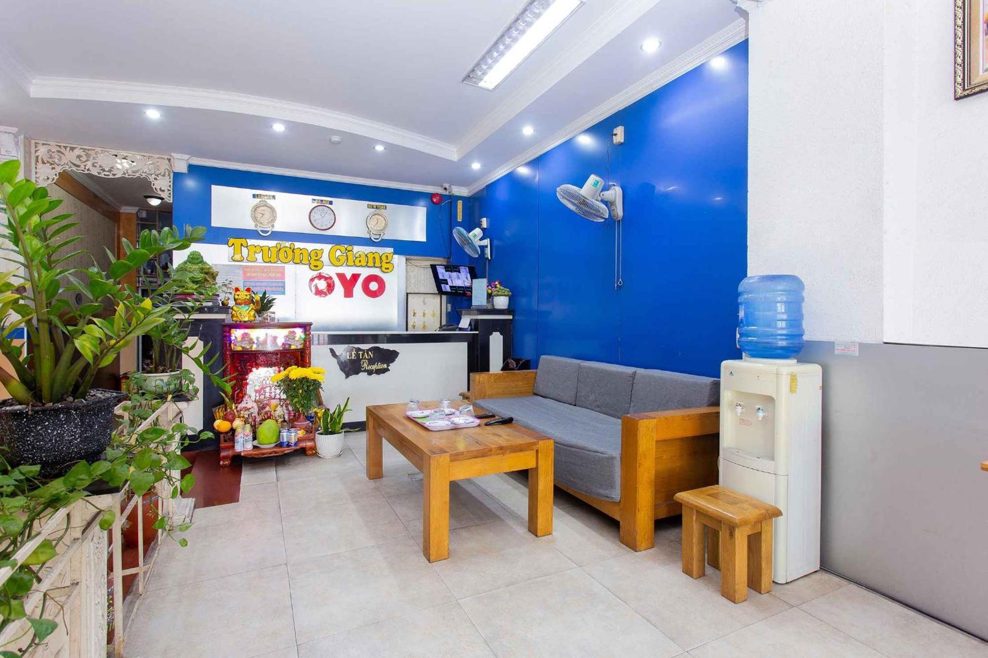 Oyo 553 Truong Giang Hotel Da Nang Bagian luar foto