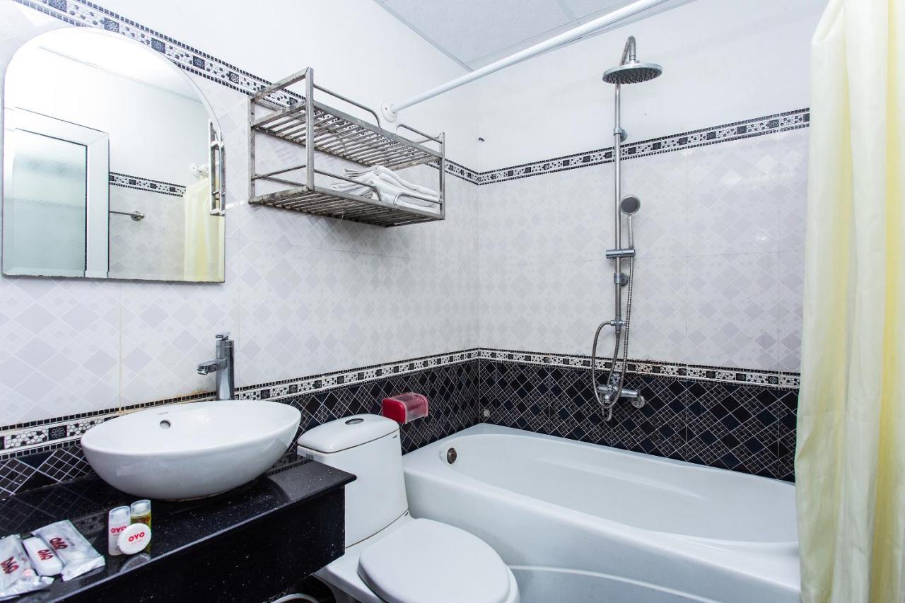 Oyo 553 Truong Giang Hotel Da Nang Bagian luar foto