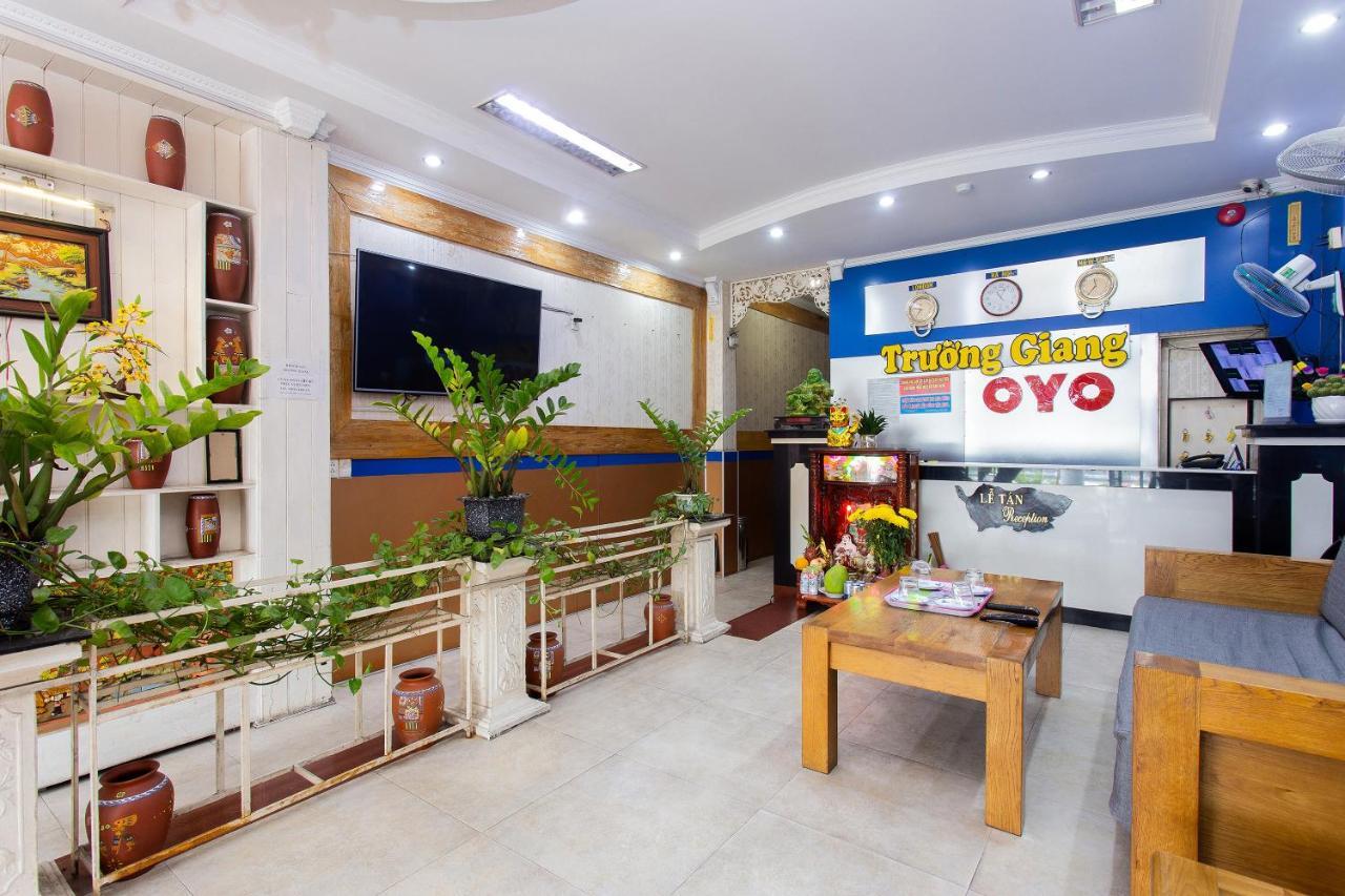 Oyo 553 Truong Giang Hotel Da Nang Bagian luar foto